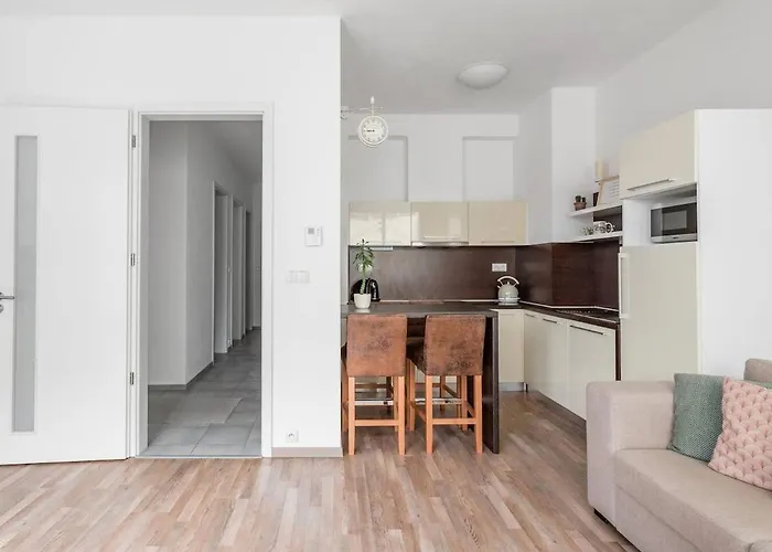 Centre, Balcony, Ac & Lift