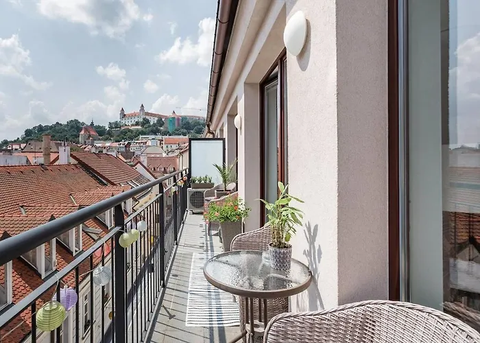 Centre, Balcony, Ac & Lift *