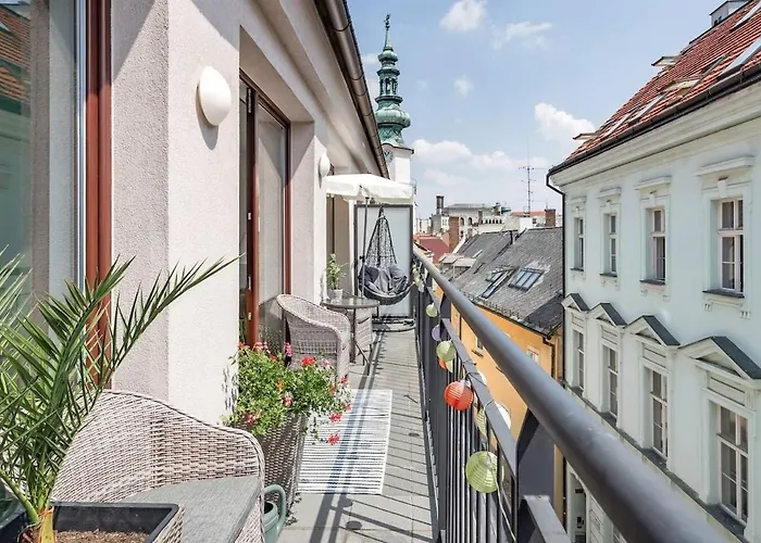 Centre, Balcony, Ac & Lift